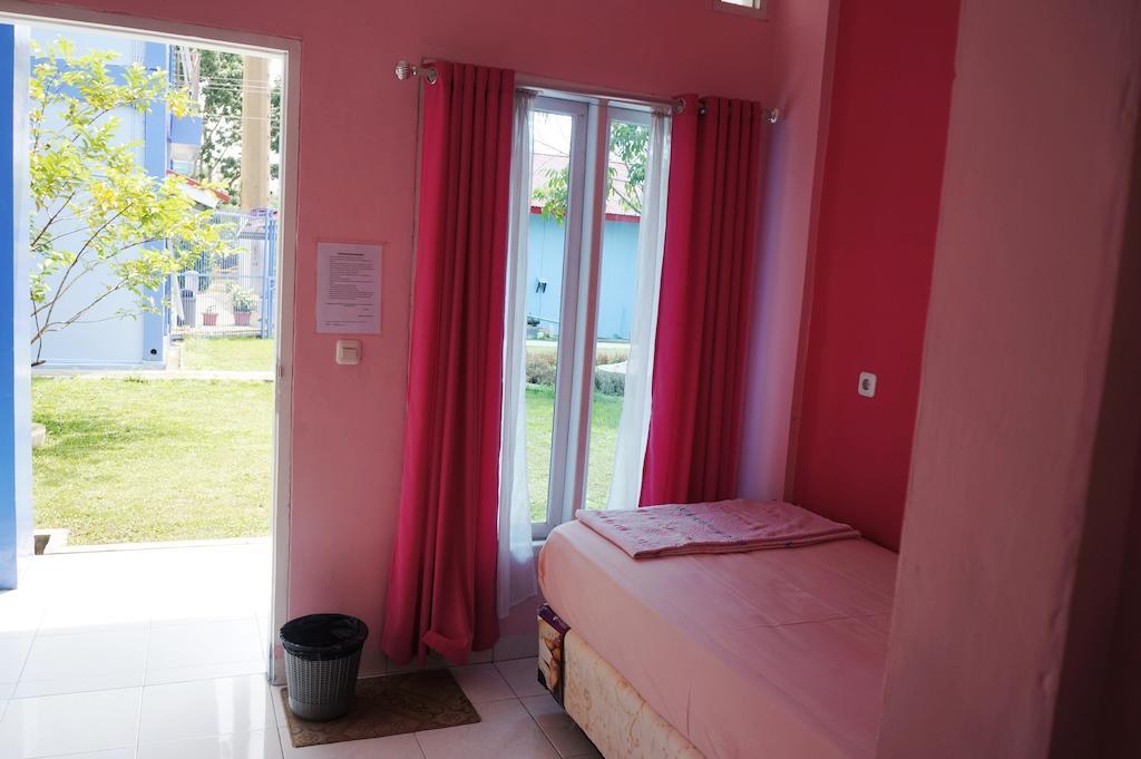 Kenari Residence Pekanbaru Zimmer foto